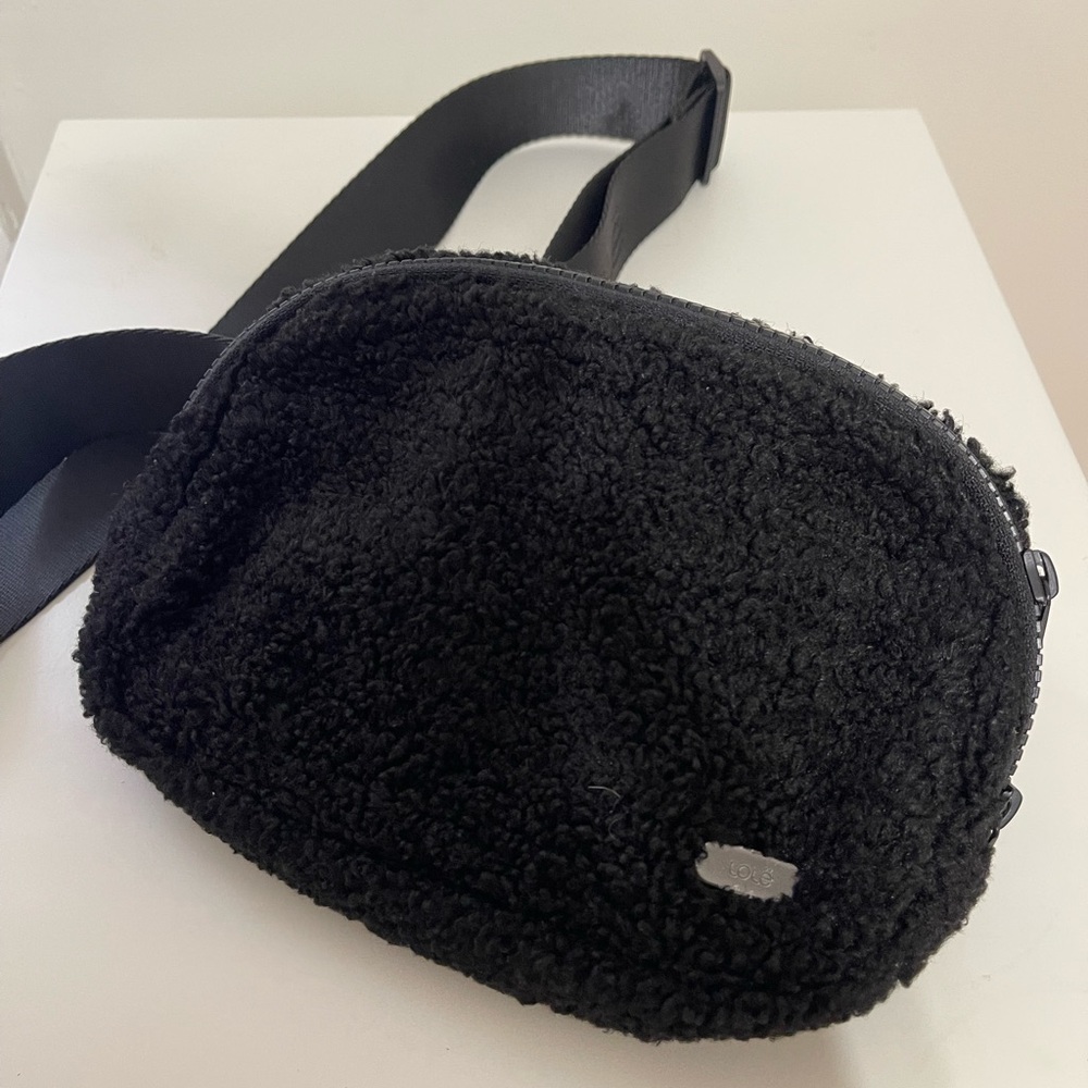 Lole Black Sherpa Crossbody Bag
